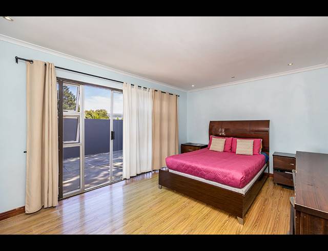3 BEDROOM HOUSE FOR SALE IN TABLE VIEW